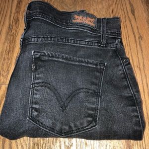 Levi’s Jeans
